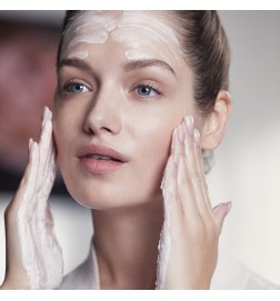 ENZYMATISCHE PEELING-MASKE ENZYMATISCHE PEELING-MASKE